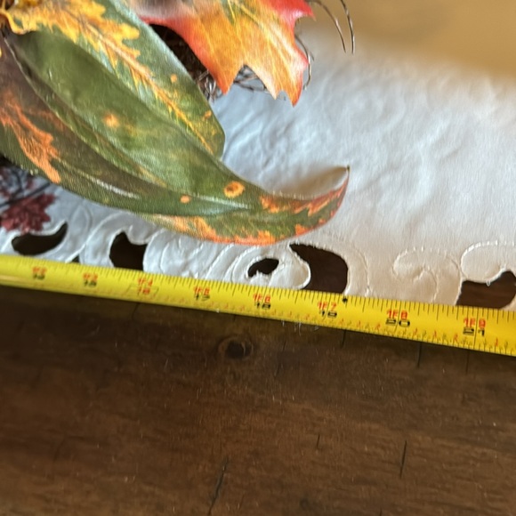 Fall centerpiece - Picture 10 of 12